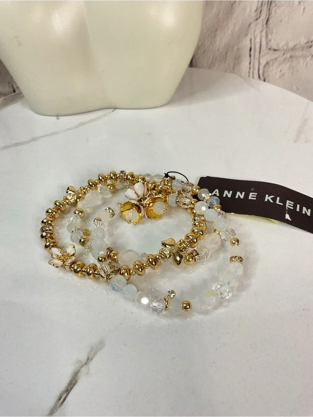 🌟🌟 Anne Klein Flower Charm Bead Bracelet
